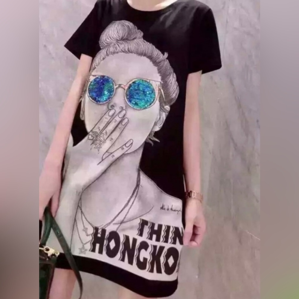 T-Shirt Dress- THING Hong Kon Women's Cartoon Printed Sequined dress- Large